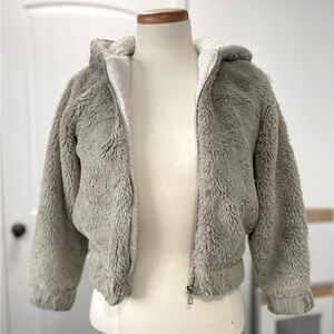 Forever 21 Girls | Medium Crop - Full Zip Fur Hoodie |